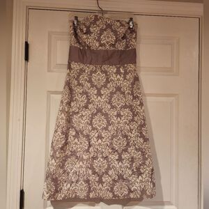 Loft gray and white patterned strapless formal dress Size 6